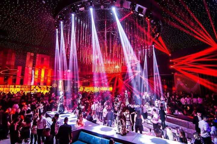 FACE Super Club Bordsbokning - Bukarest