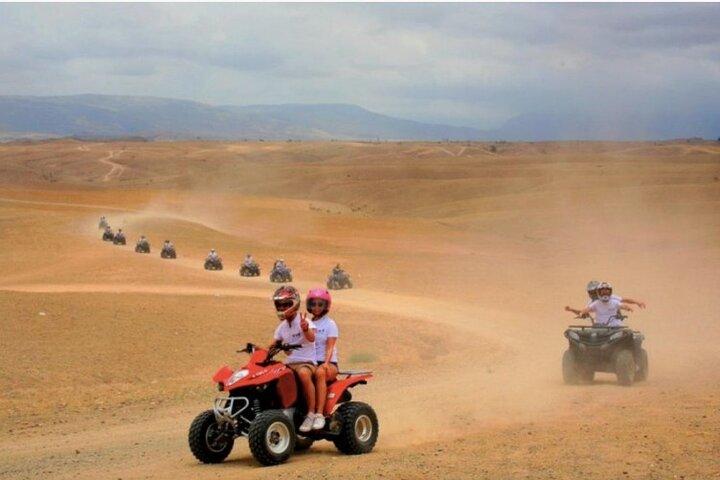 Thrill and Chill: Quad & Camel Ride Adventures i Agafay Desert