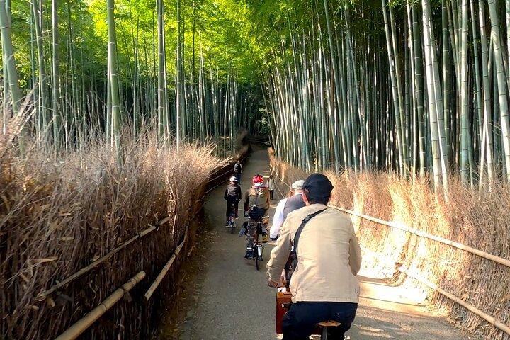 京都：嵐山ガイド付きスローサイクリングツアー