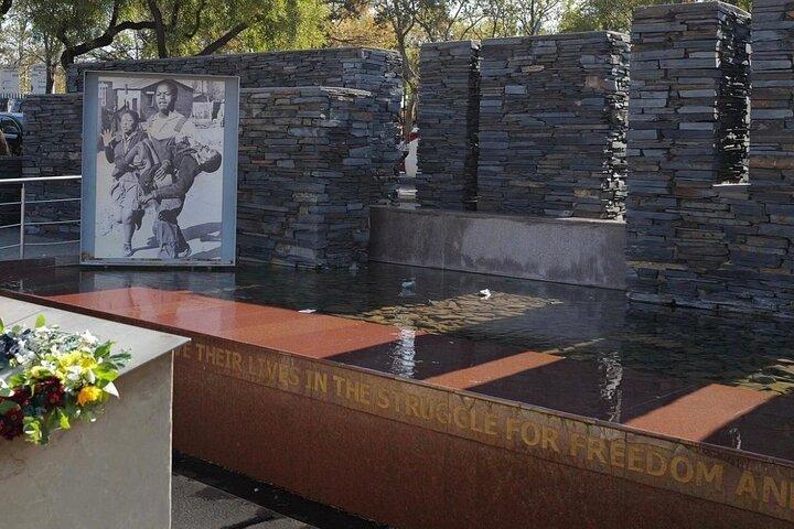 Visite guidée d'une demi-journée à Soweto et au musée de l'apartheid
