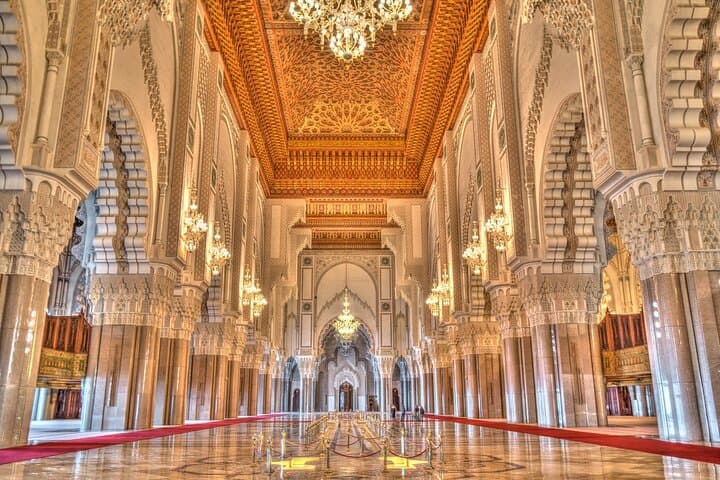 Casablanca City Tour: Mosque & Corniche Highlights