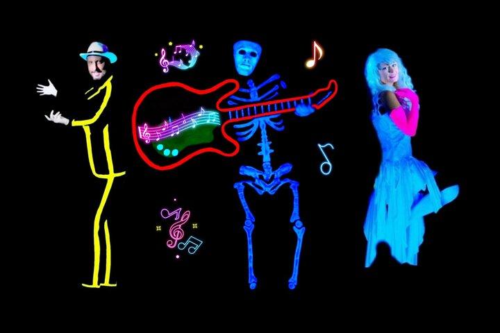 Underjordisk Black Light Theatre Interactive Show i Prag