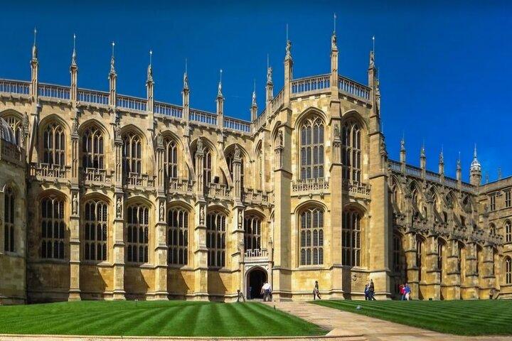 Stonehenge met Windsor Castle en Bath Privéchauffeurstour