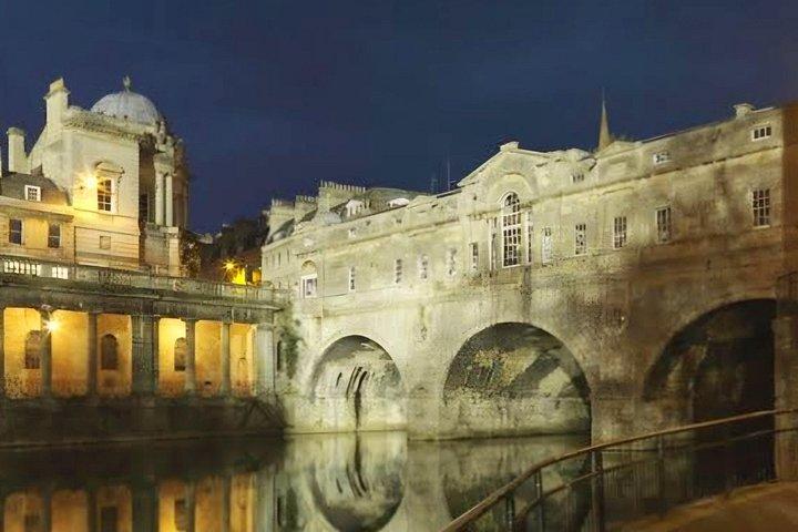 Stonehenge mit Windsor Castle und Bath Private Chauffeurtour