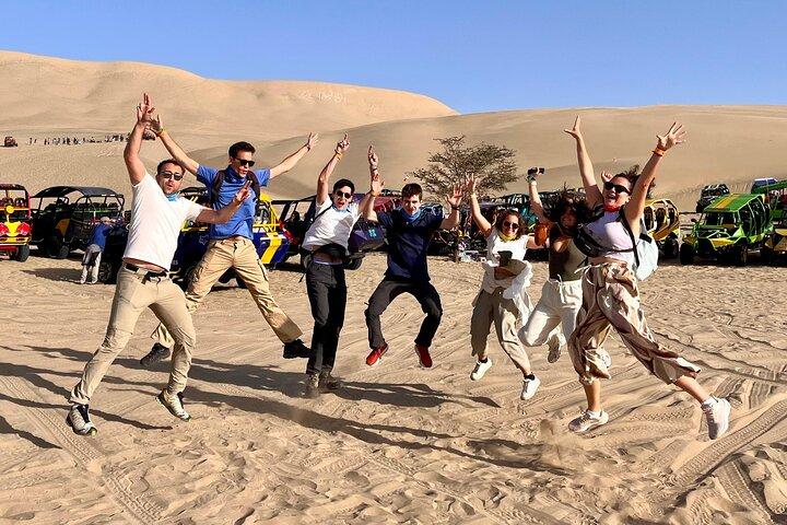 Huacachina : Expérience en buggy, dunes et coucher de soleil dans le désert
