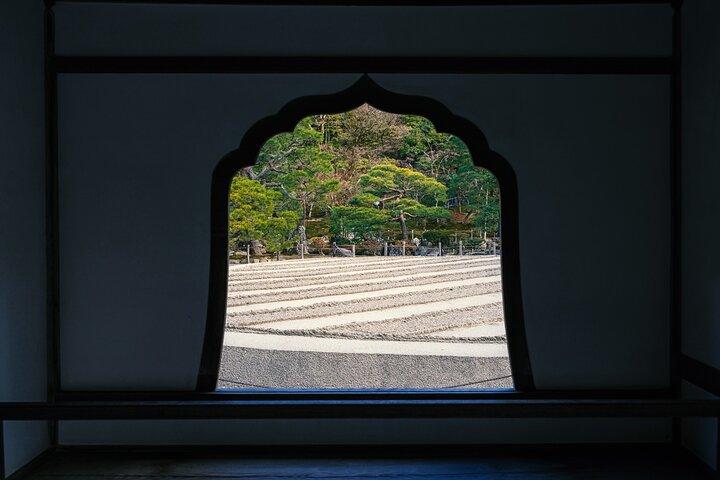 Nanzenji, Eikando, and Ginkakuji Autumn Private Tour in Kyoto