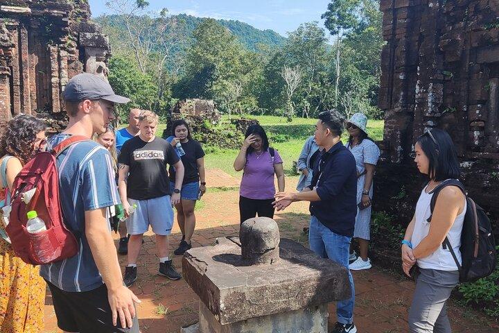 Excursión de descubrimiento de My Son para grupos pequeños: 8:00 a 13:00 horas desde Hoian- Danang