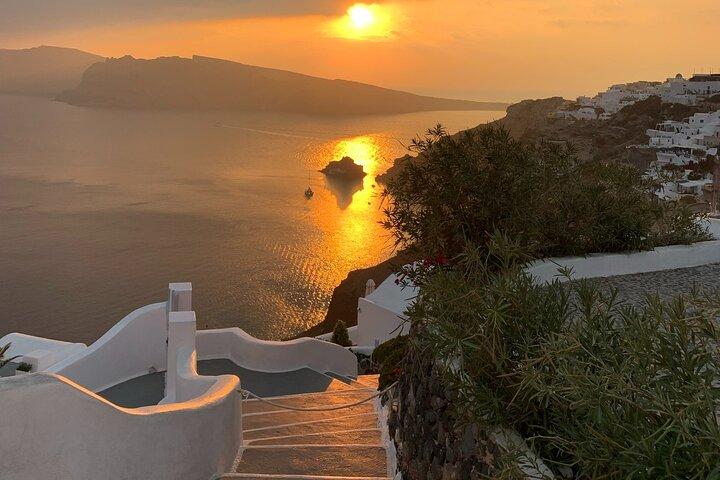 Excursão Terrestre Exclusiva: Cênica Santorini, Compras e Vinícola