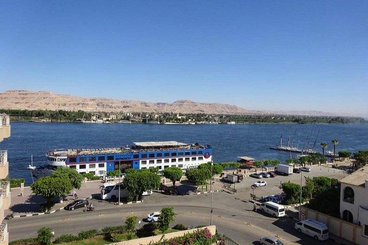 private tour: 2 days Aswan and Abo simple temple
