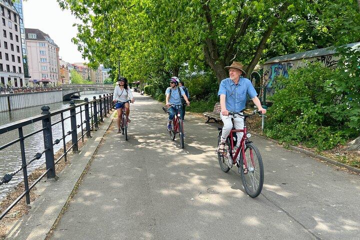 Visite privée à vélo de Berlin : points forts et trésors cachés
