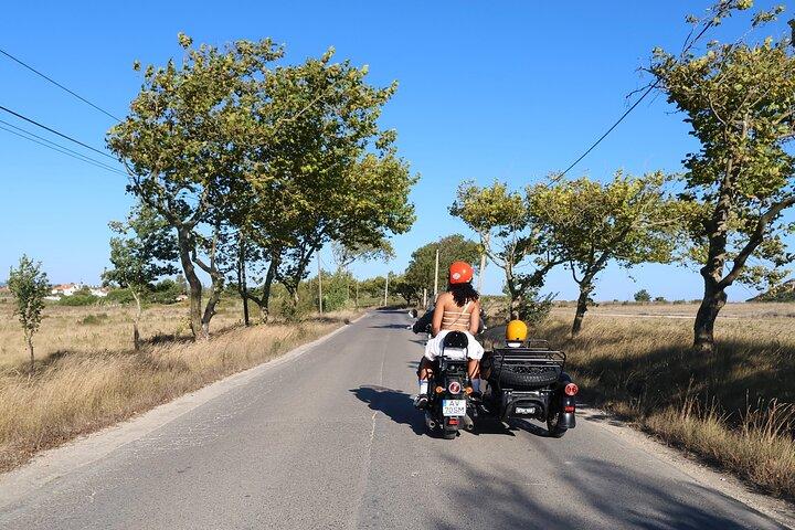 Sesimbra sidecar tour – coastal views & escape