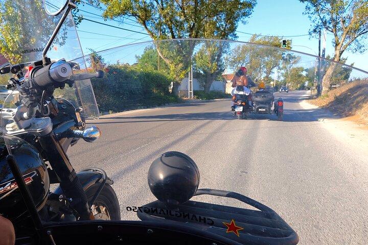 Sesimbra sidecar tour – coastal views & escape