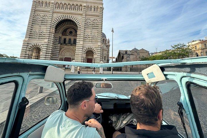 Tour Marseille highlights by private vintage Citroen