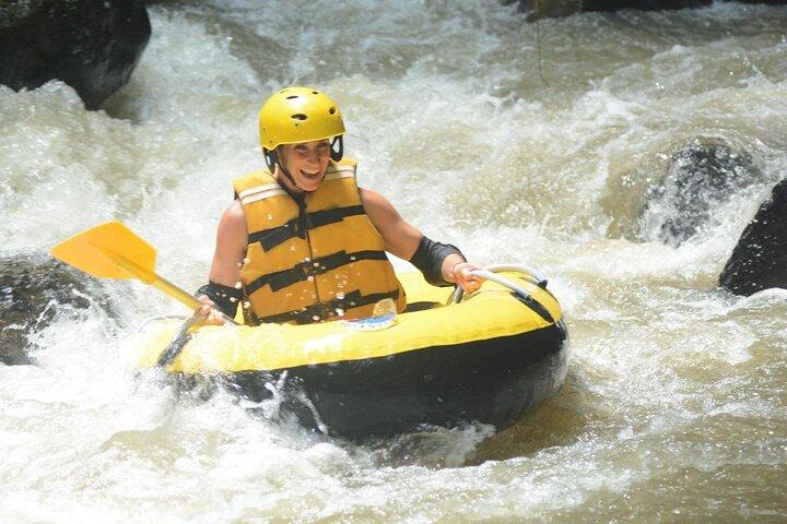 Bali River Tubing Ubud Avventura con pranzo