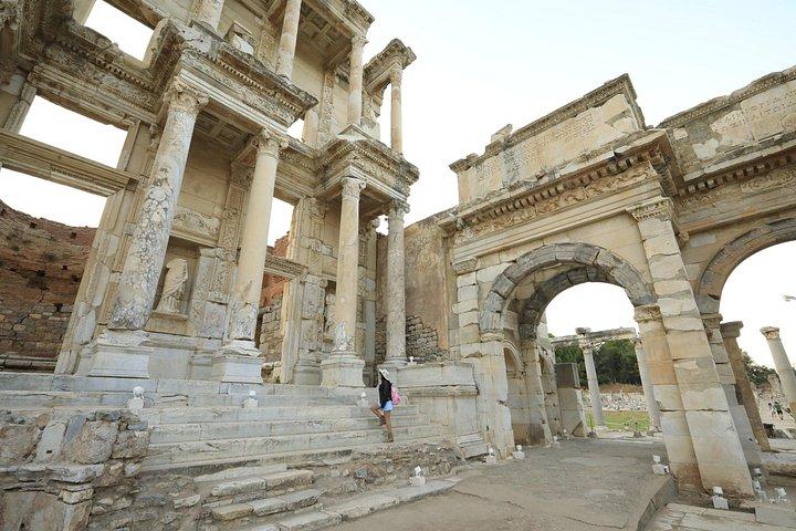 Turkey Wonders: Tour to Bodrum, Pamukkale, Ephesus, Cappadocia