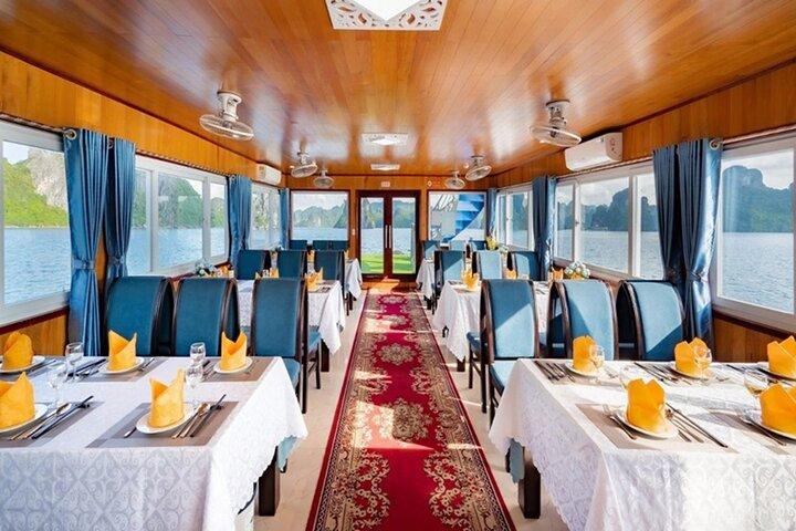 Tour giornaliero della baia di Halong Crociera deluxe di 6 ore in autobus limousine per piccoli gruppi