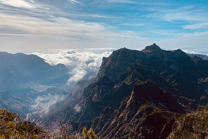 マデイラ島の山頂への移動 - ピコ・ド・アリエイロとピコ・ルイヴォ