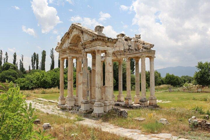 6-Days Tour to Istanbul, Cappadocia, Pamukkale, Kusadasi, Ephesus