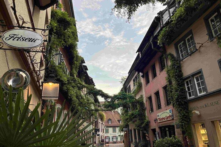 Passeio a pé autoguiado pela Cidade Velha de Freiburg