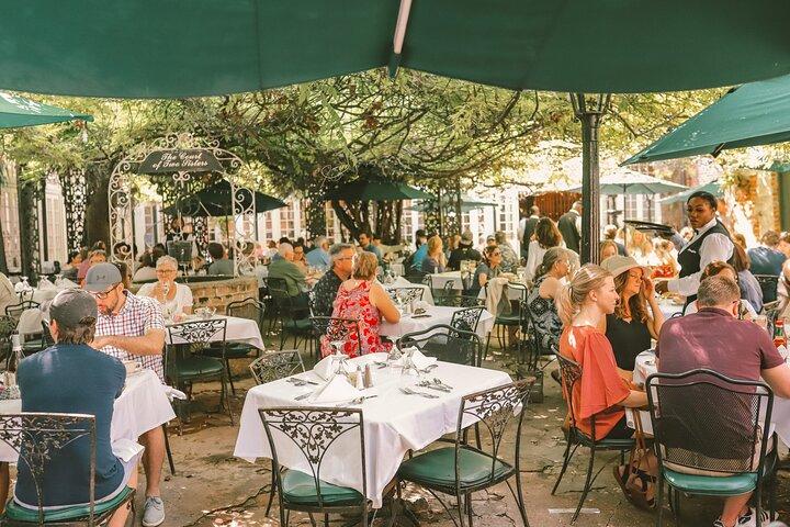 Corte delle Due Sorelle Live Jazz Brunch Buffet con Mimosa
