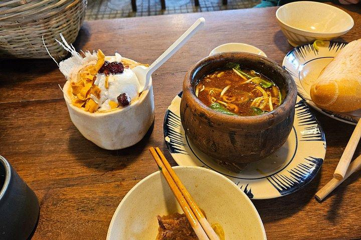 夜のジープツアーサイゴン：新鮮なシーフード、屋台料理、スカイバー