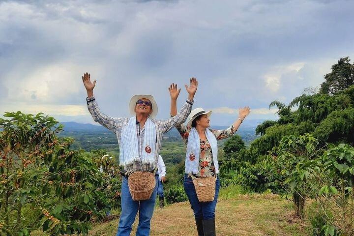 Visite privée avec café et balade à cheval à Pereira