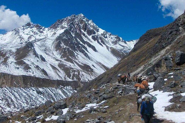 Cusco : Humantay Lake Hike - Guided Hiking with Lunch