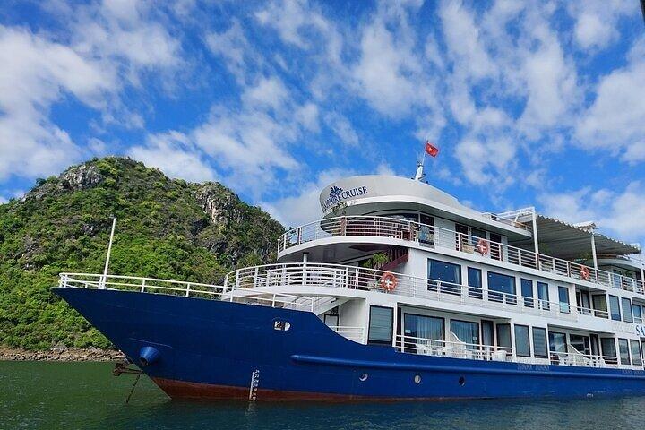 ハノイからの場合： ハロンサファイアクルーズでランハ湾を探検する2日間