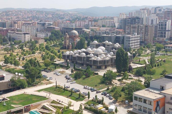 De Skopje : Le Kosovo en un jour – Prishtina, Monastère & Ours