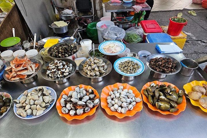 夜のジープツアーサイゴン：新鮮なシーフード、屋台料理、スカイバー