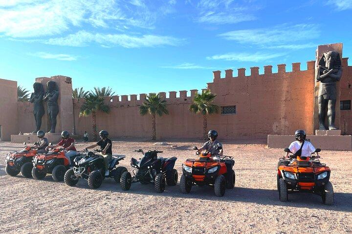 Guidet Quad-tur gennem ørkenen