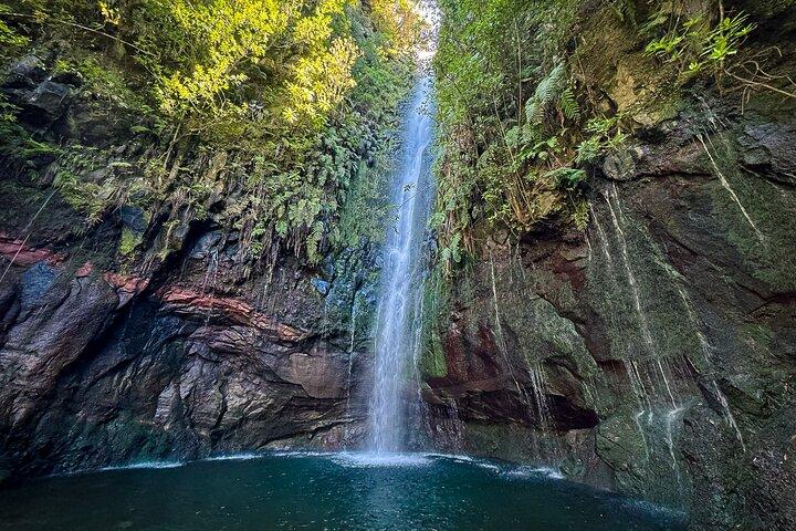 25 fontäner Levada: vandringstur i Madeira Rabaçal Valley (PR6)