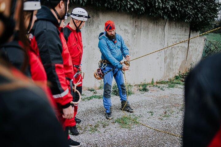 TUNNEL ABSEILING PLUS tur i undergrunden