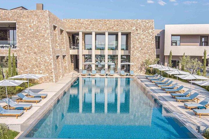 Transfert privé de Athènes à Costa Navarino