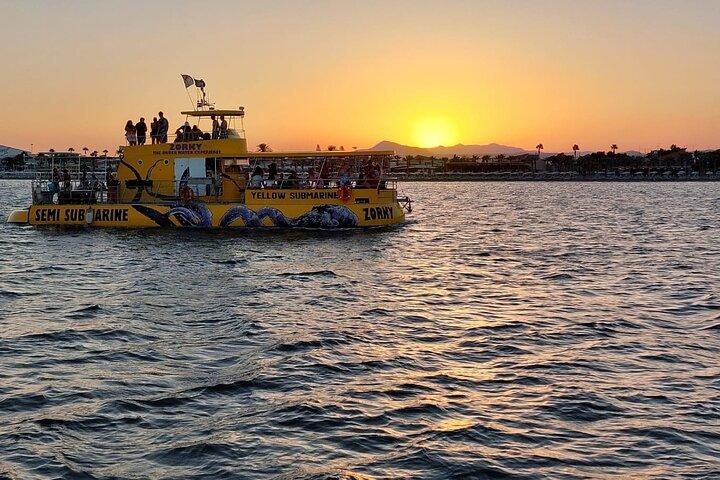 Larnaca Sunset Cruise com cervejas e vinhos ilimitados