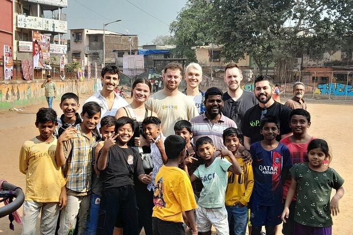 Mumbai Slum Tour –An insight of Dharavi Slum with Local Guide