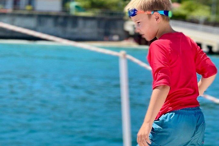 イスタンブールランチクルーズ - 黒海まで広がるボスポラス海峡クルーズ