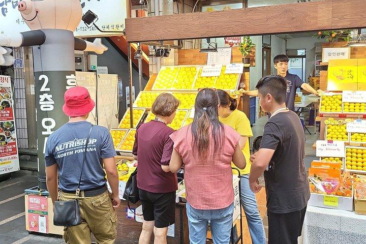 済州島の南と西へのプライベート半日ツアー