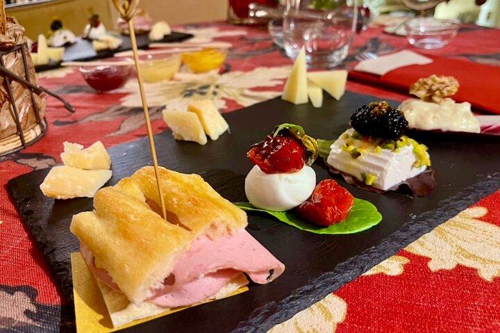 ローマVIPワインと2000年前のローマのシテルンで味わうフード