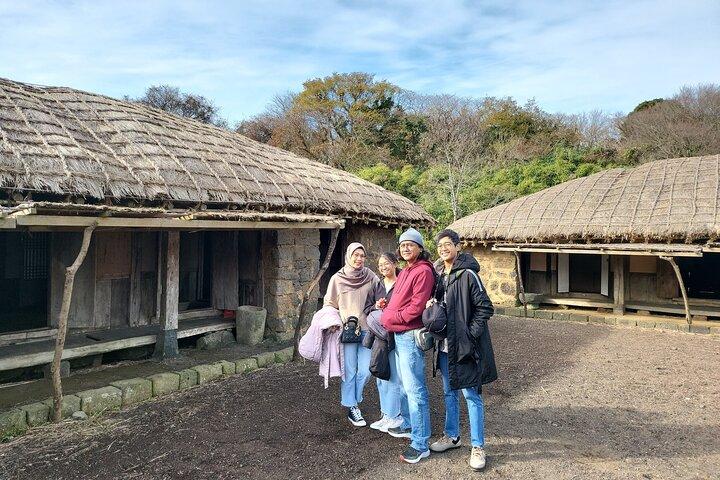 Private Halbtagestour Manjanggul Lavaröhre in Jeju Insel