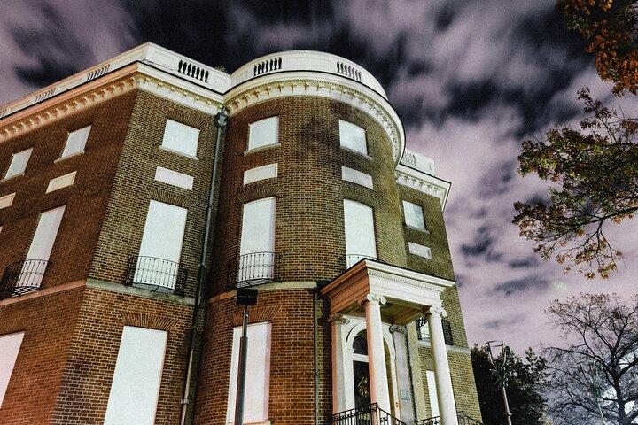 DC Ghosts Boos and Booze Haunted Pub Crawl By US Ghost Adventures