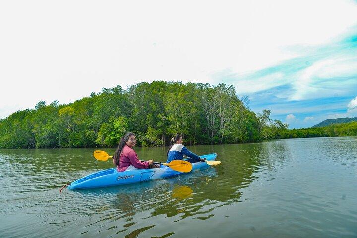 Halvdags Mangrove Kajak Adventure Tour fra Koh Lanta