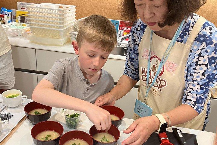 Sushi Roll og Side Dish Cooking Experience i Tokyo