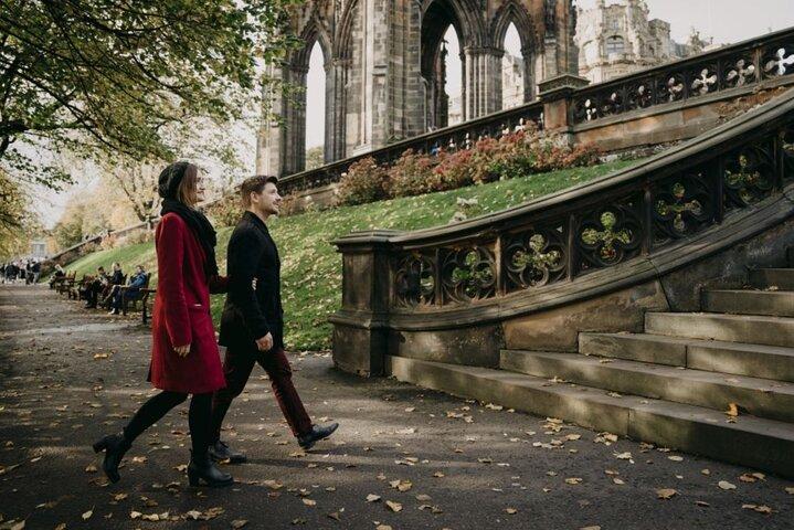Servizio fotografico privato con vista sul famoso Castello di Edimburgo