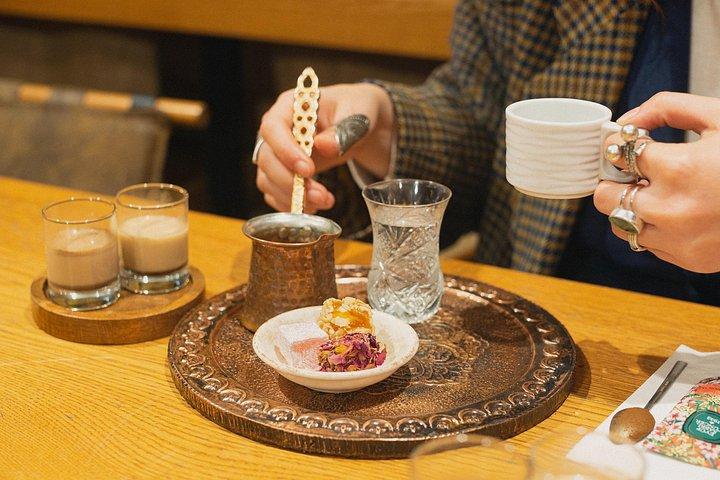 イスタンブールでのトルココーヒー作りと占いのワークショップ