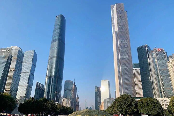 広州珠江ナイトクルーズとカントンタワーナイトツアー