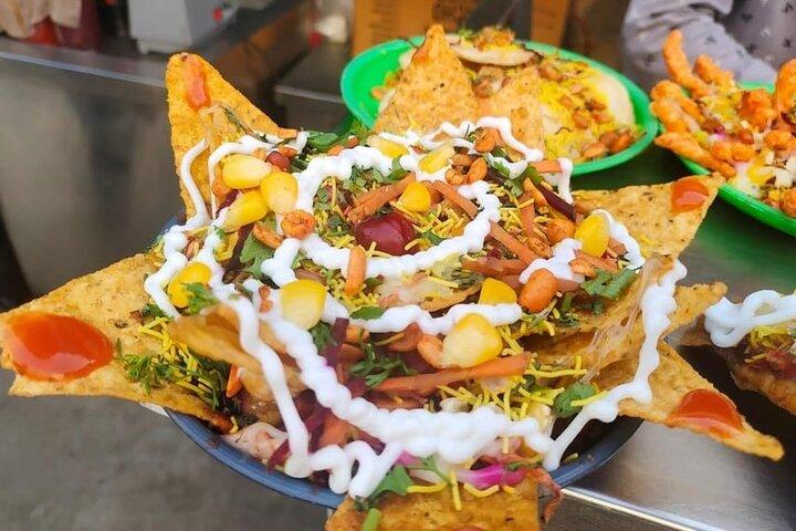 Passeggiata serale tra le vie del cibo e visita al mercato di Bangalore