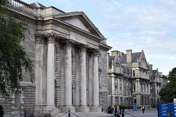 Dublin Walking Tour : Top Sehenswürdigkeiten & versteckte Juwelen entdecken