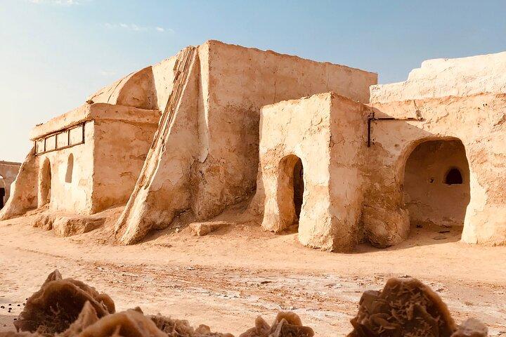 Tour di un giorno intero a Tamerza, Chebika, Mides Canyons e Star Wars