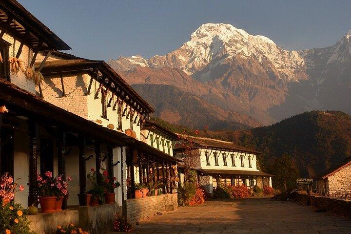 Tour privato di 9 giorni in Nepal